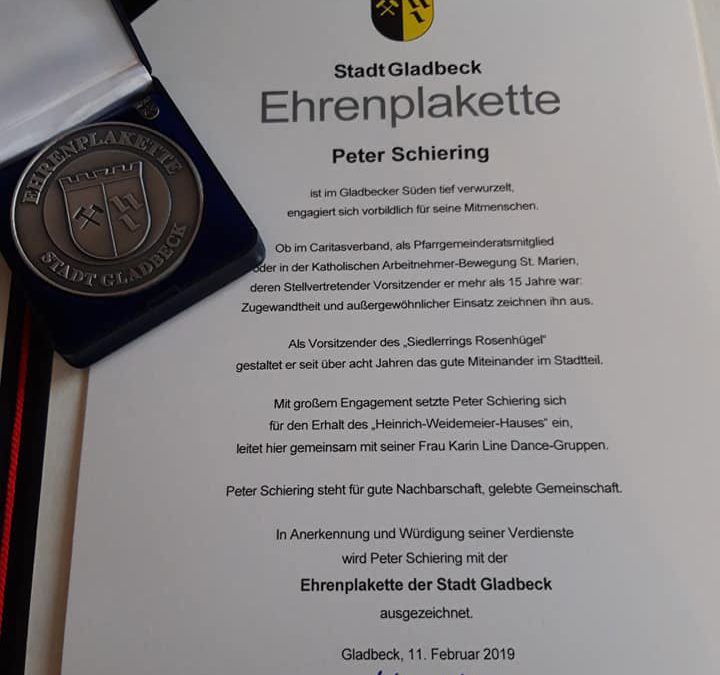 „Peter Schiering erhält die Stadtplakette der Stadt Gladbeck“